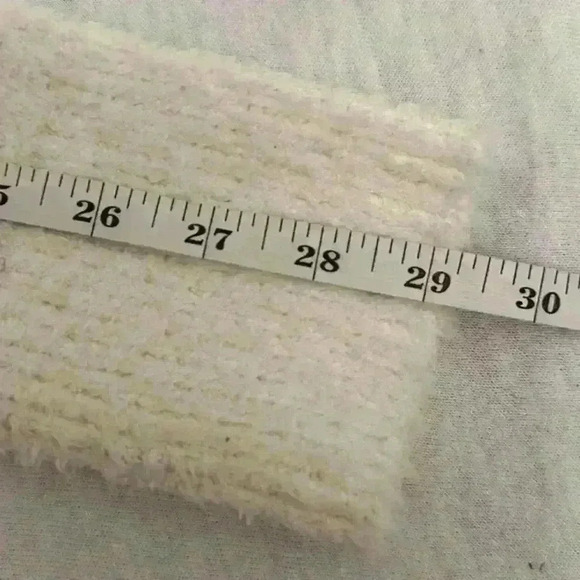 Honeydew Cheers Sweater Cream Sweater with Red Embroidery Women’s Size Small - Picture 9 of 11